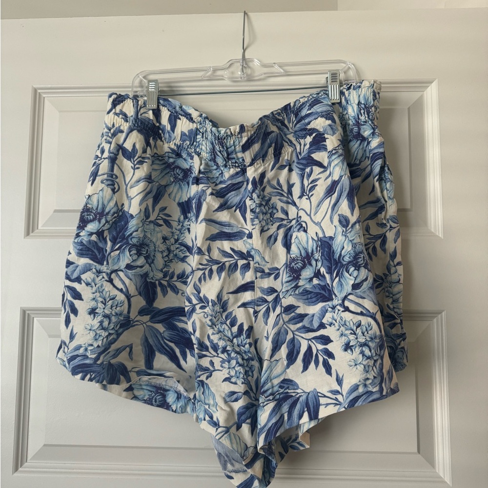 H & M linen shorts